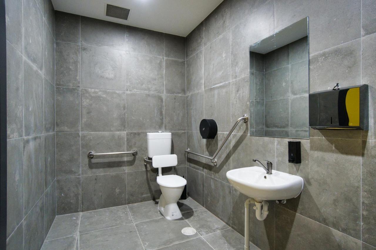 Dreamy Stays Accommodation - Private Rooms With Shared Bathrooms 阿德莱德 外观 照片